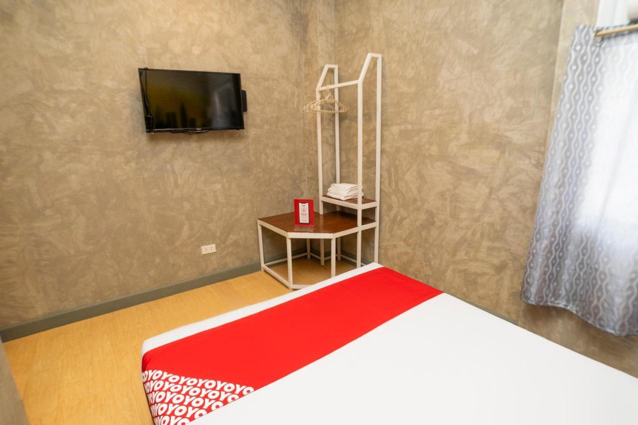 Oyo 471 Edilberto'S Bed And Breakfast Tagum Экстерьер фото